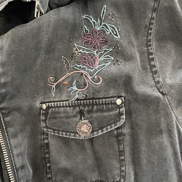 Embroidered Winter Jacket with Removable Fur Trim Hood By Identity Size S/M - Picture 8 of 13